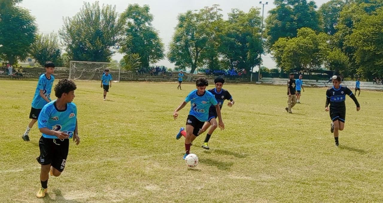 ब्लॉक भोगपुर के कबड्डी सर्कल स्टाइल अंडर-17 (लड़के) मुकाबले में एलकान पब्लिक स्कूल विजेता