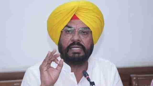 विधायक कुलदीप सिंह धालीवाल ने रमदास में विशेष सफाई अभियान की अगुवाई की