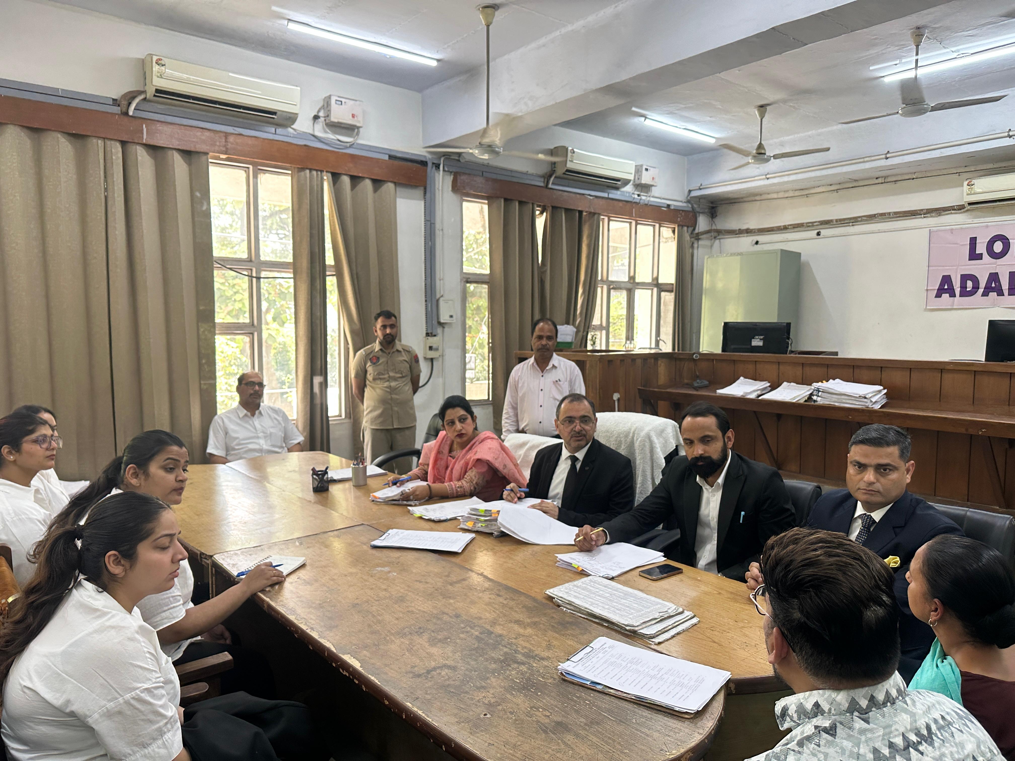 राष्ट्रीय लोक अदालत में 47,452 मुकदमों का समझौते के जरिए निपटारा