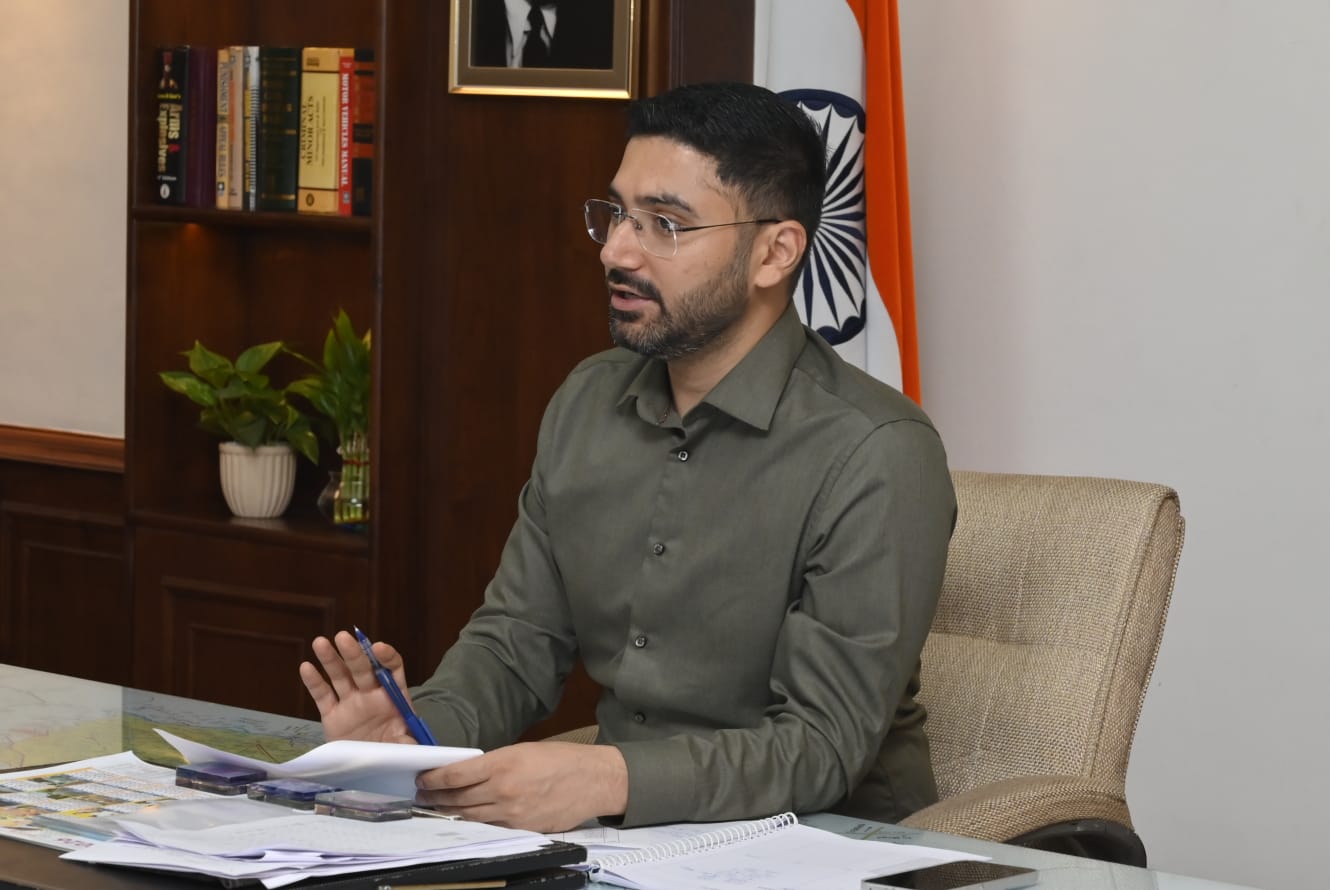 नगर कौंसिल और नगर पंचायत चुनाव को लेकर पोलिंग बूथों के 200 मीटर दायरे में पाबंदियां लागू