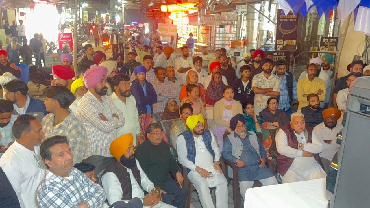 मनीष सिसोदिया के नेतृत्व में नशा के खिलाफ मुहिम के लेकर आप की अहम मीटिंग