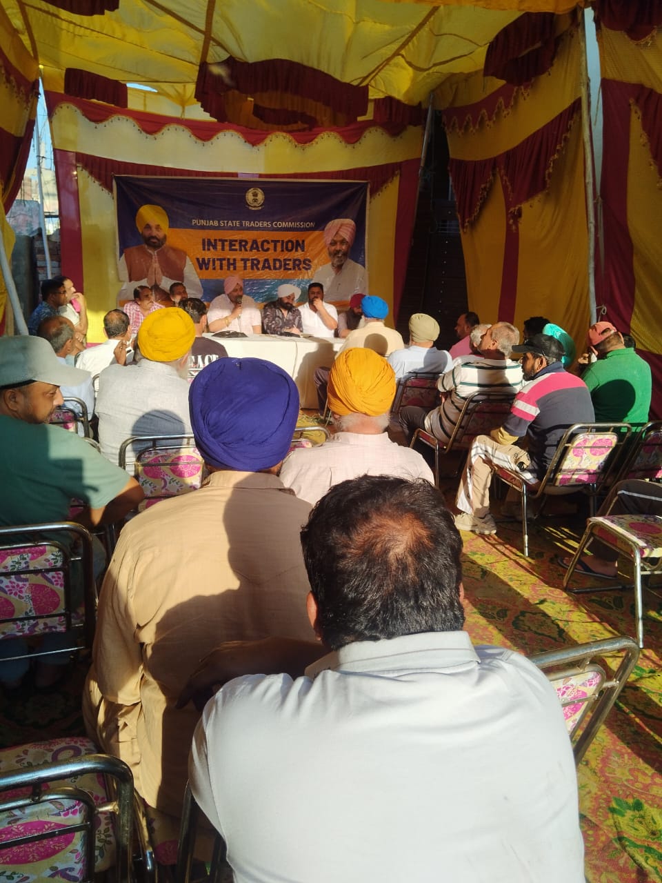 पंजाब स्टेट ट्रेडर्स कमिशन द्वारा धीना मार्किट के व्यापारियों के साथ मीटिंग