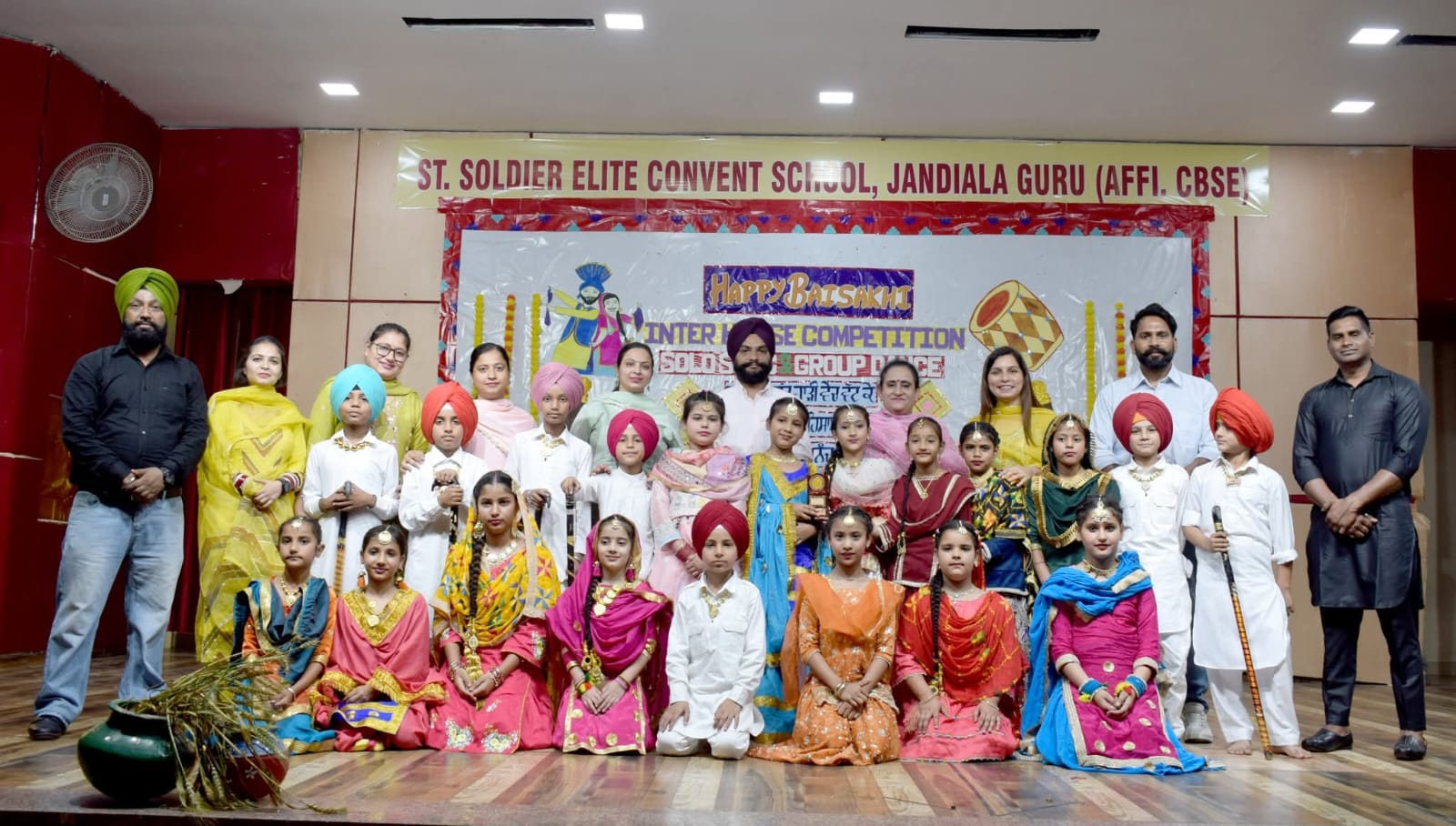 एक ही छत के नीचे रजिस्ट्री से रिकॉर्ड रूम तक सभी सुविधाएं, हाई-स्पीड इंटरनेट से लैस तीन मंजिला भवन