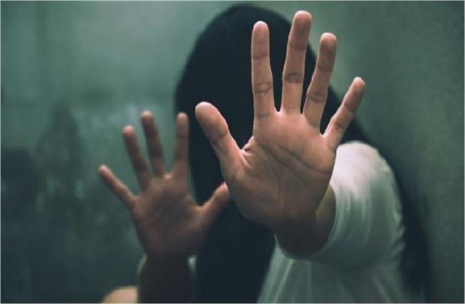 हैवान बना पिता! घर में अकेली पाकर नाबालिग बेटी से शर्म की सारी हदें.पार